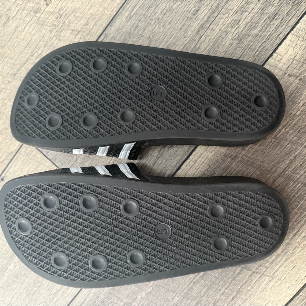 Adidas Black and White Slides - Picture 2 of 3